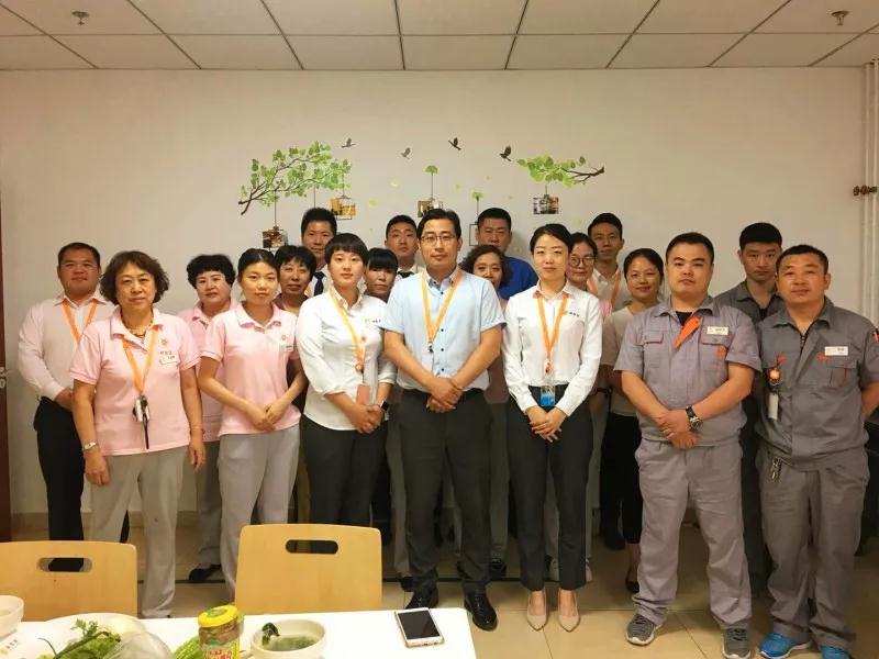 椿萱茂社区居家晚年养老公寓项目团队的故事
