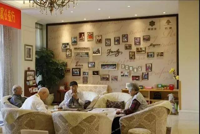 北京大型养老院椿萱茂养老护理员用青春陪你慢慢变老 北京大型养老院椿萱茂养老护理员用青春陪你慢慢变老