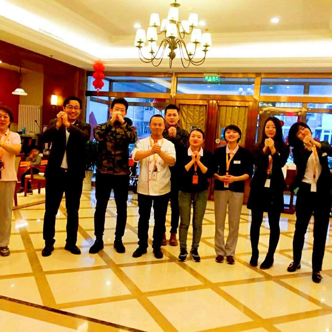 椿萱茂老年护理院：百舸争流奋者先 极致服务满园春